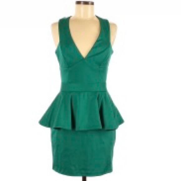 ASOS DESIGN Green Peplum Criss Cross Back Mini Dress - Picture 6 of 8